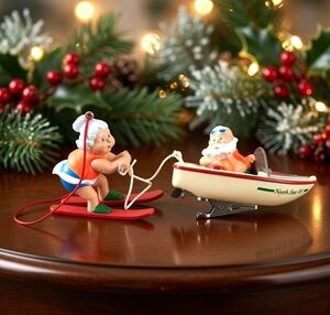 Hallmark Keepsake 1995 Santa Mrs Claus Water Skiing North Star 95 Ornament VG